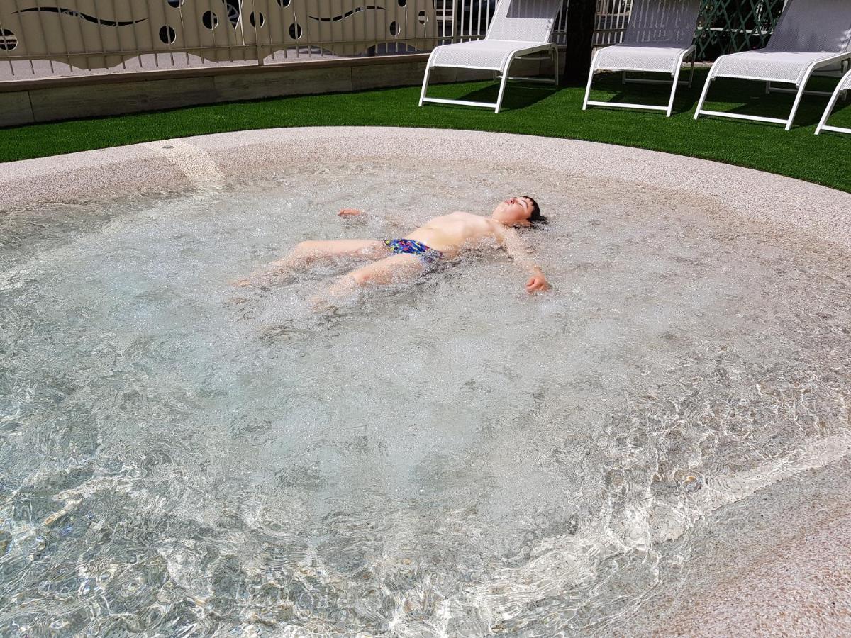 Hotel Gioiosa チェゼナーティコ エクステリア 写真