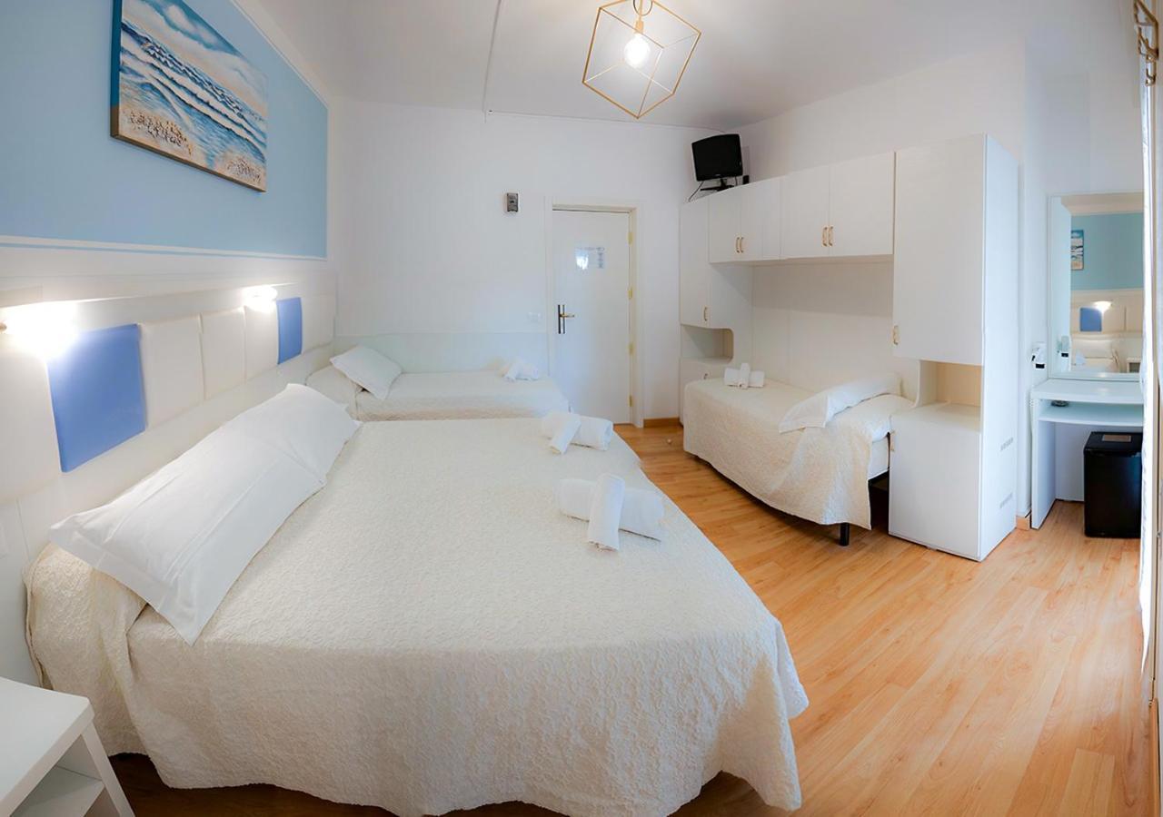 Hotel Gioiosa チェゼナーティコ エクステリア 写真