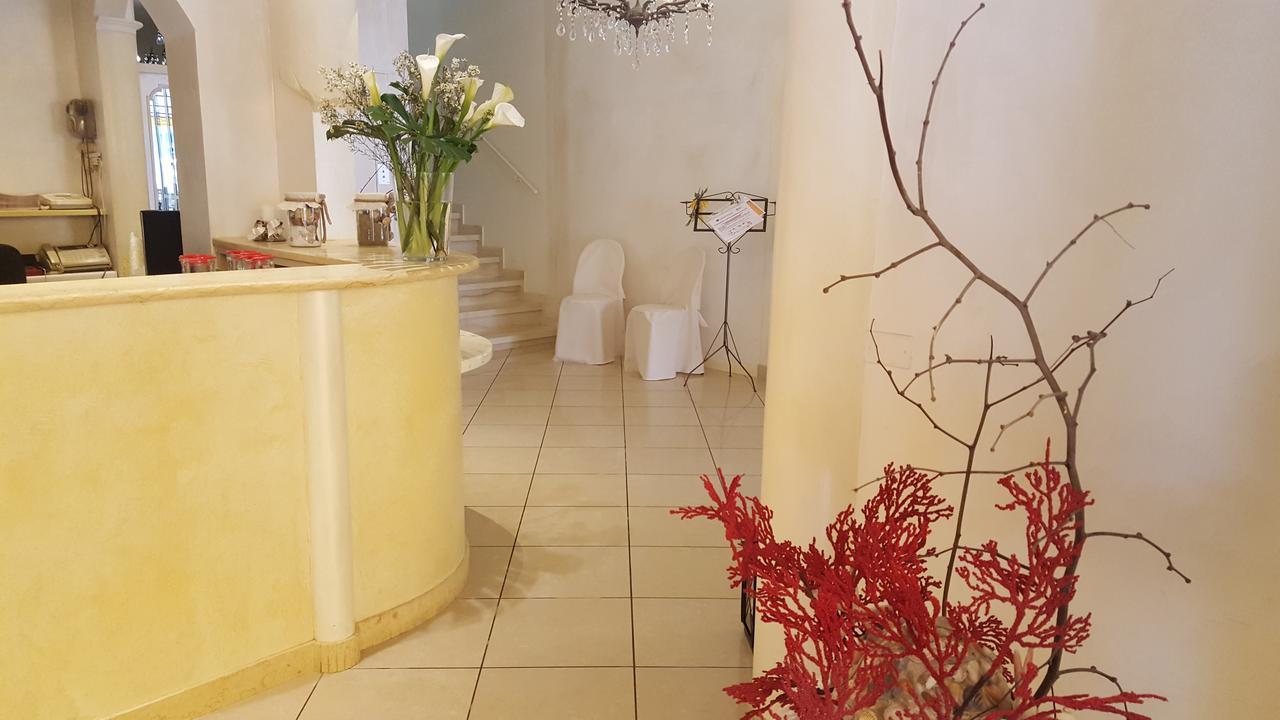 Hotel Gioiosa チェゼナーティコ エクステリア 写真